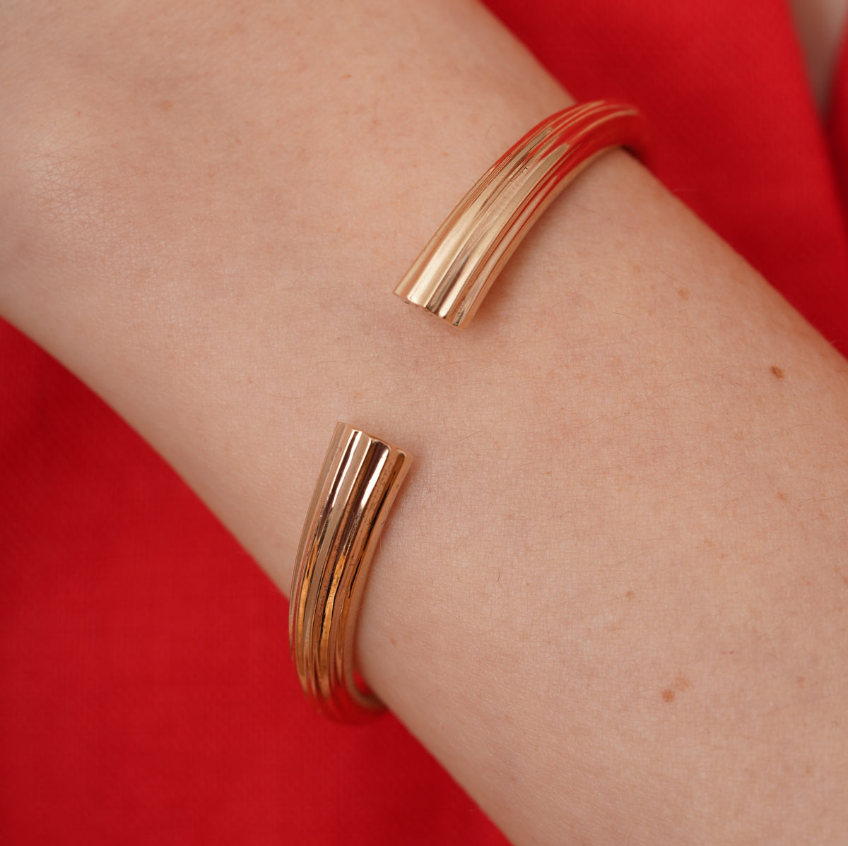 burren jewellery 18k gold plated hinge bangle