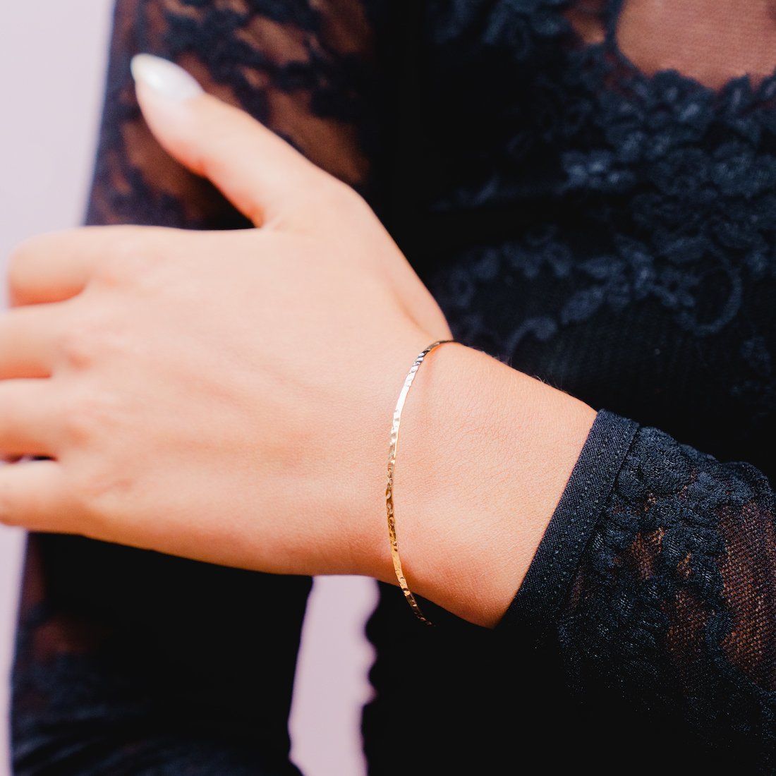 Burren Jewellery 18k gold plate cant compete bangle model