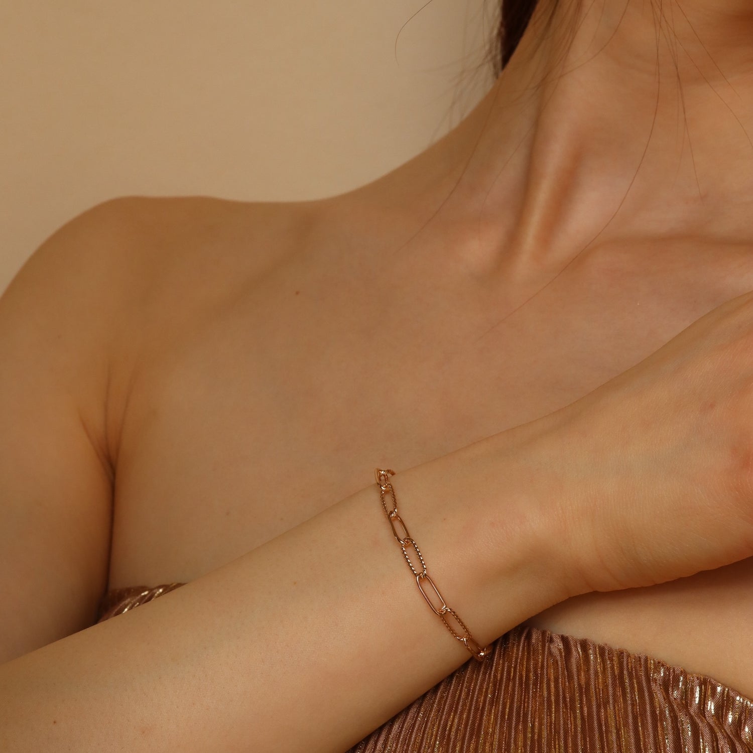 Burren Jewellery 18k gold plate street light chain delicate bracelet on model