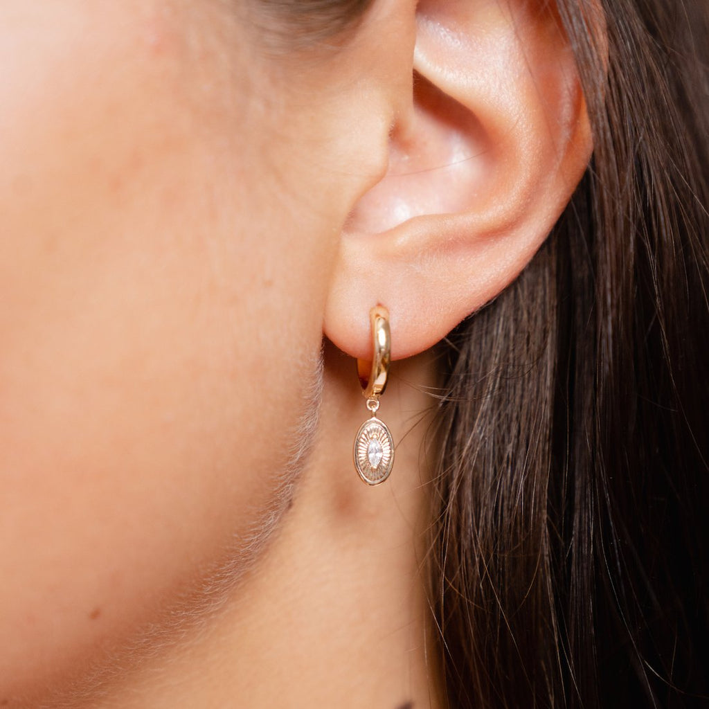 Burren Jewellery 18k gold plate sweet dreams earrings model
