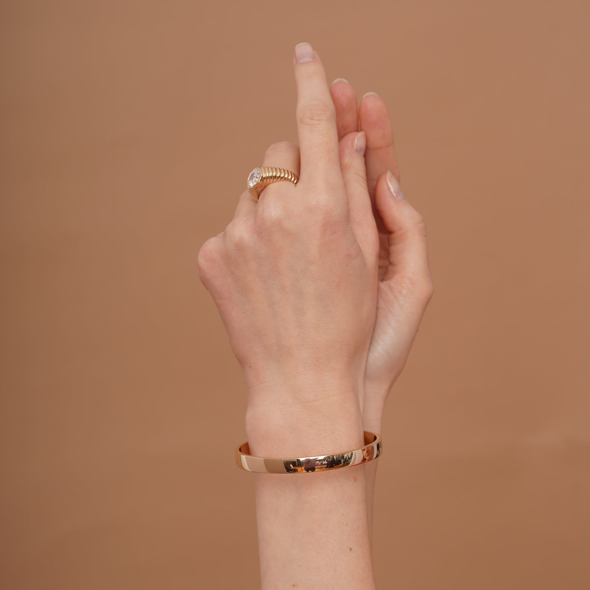 burren jewellery 18k gold plated vintage classic clasp bangle