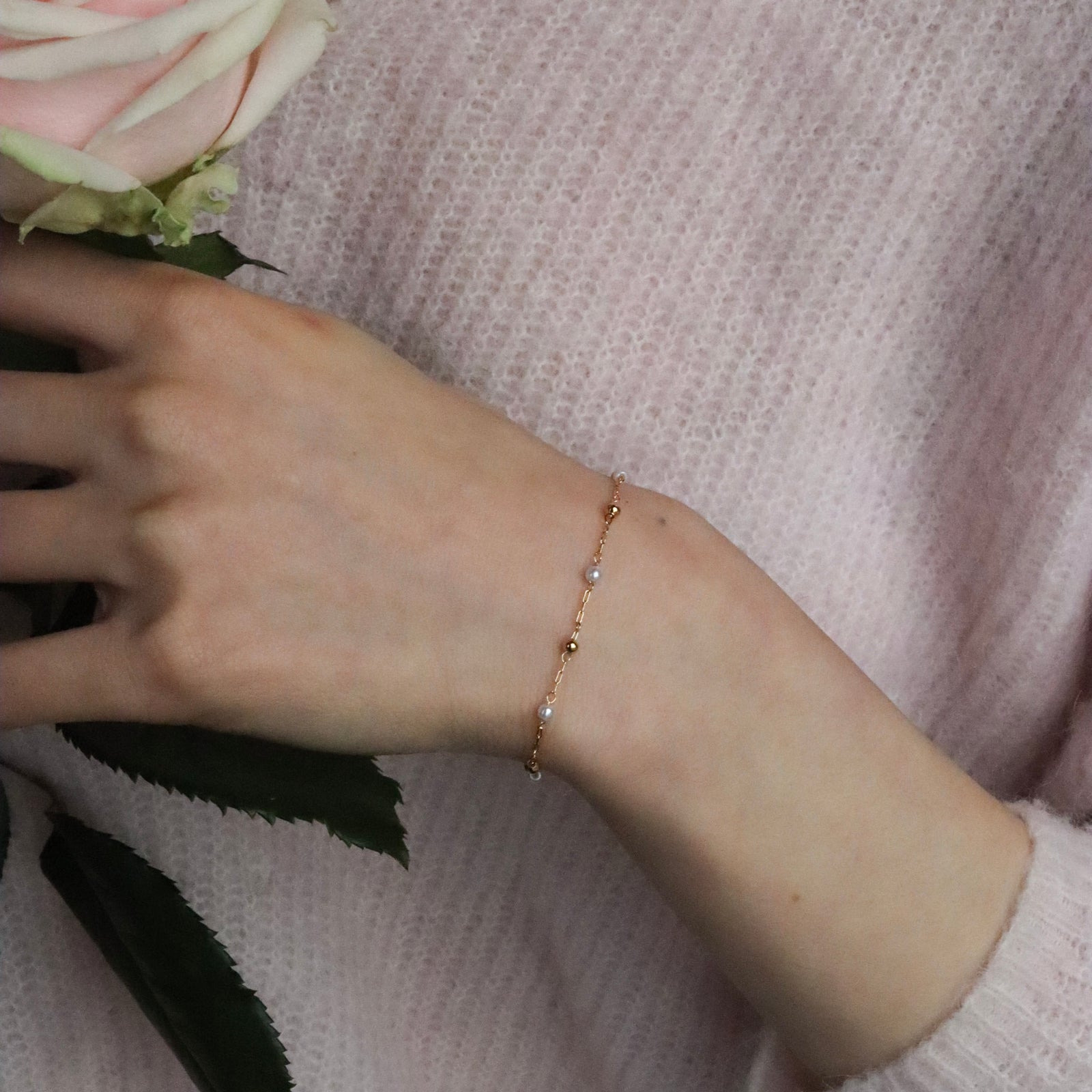 Burren Jewellery 18k gold plate envy of the room bracelet circle