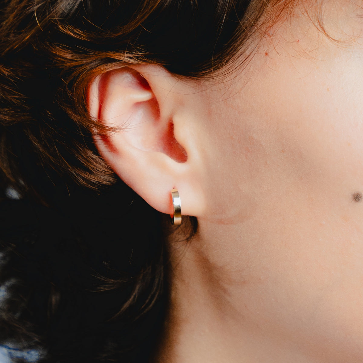 Burren jewellery 18k gold plate jane small everyday huggie hoop earrings model