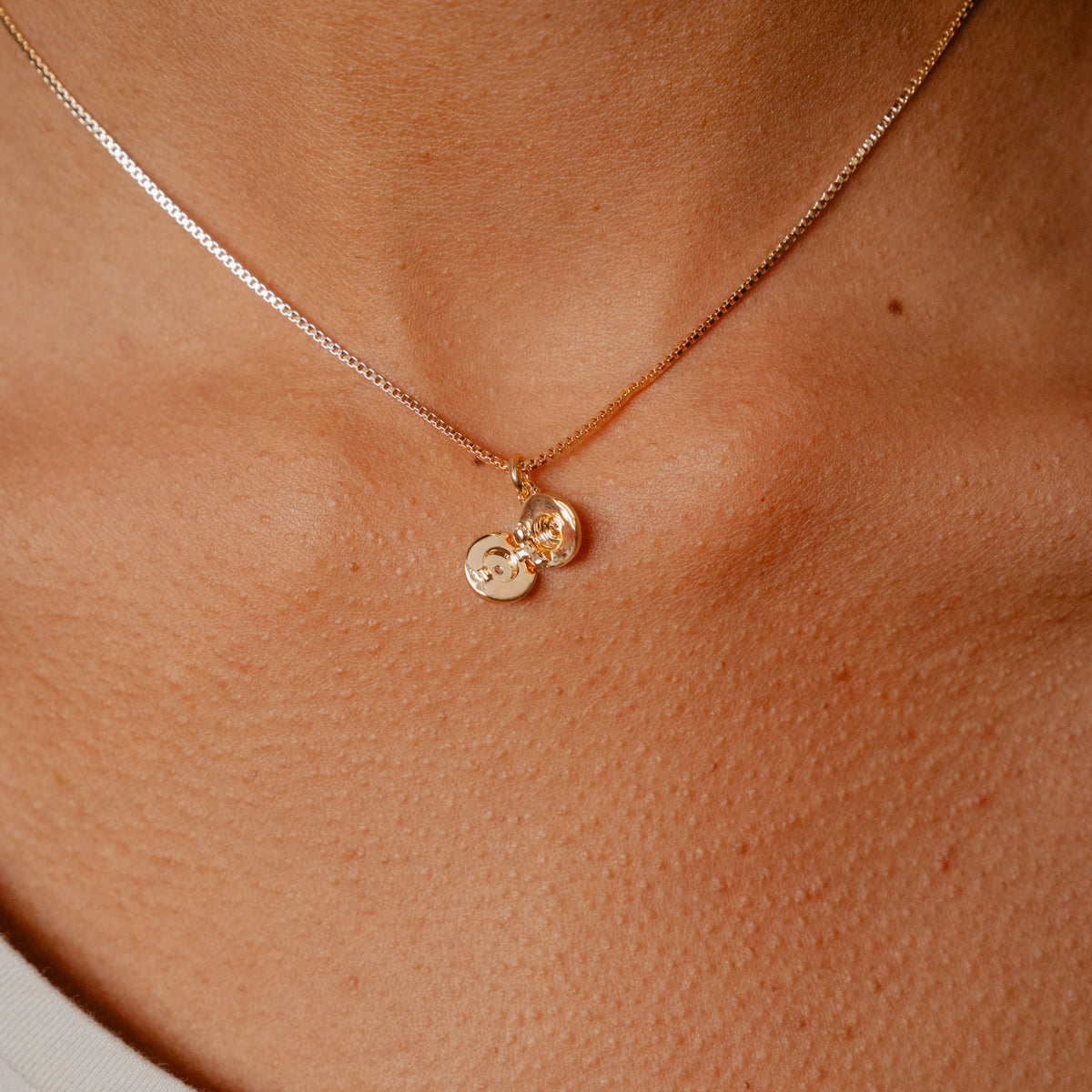 Burren jewellery 18k gold plate keepsake fashion small locket model