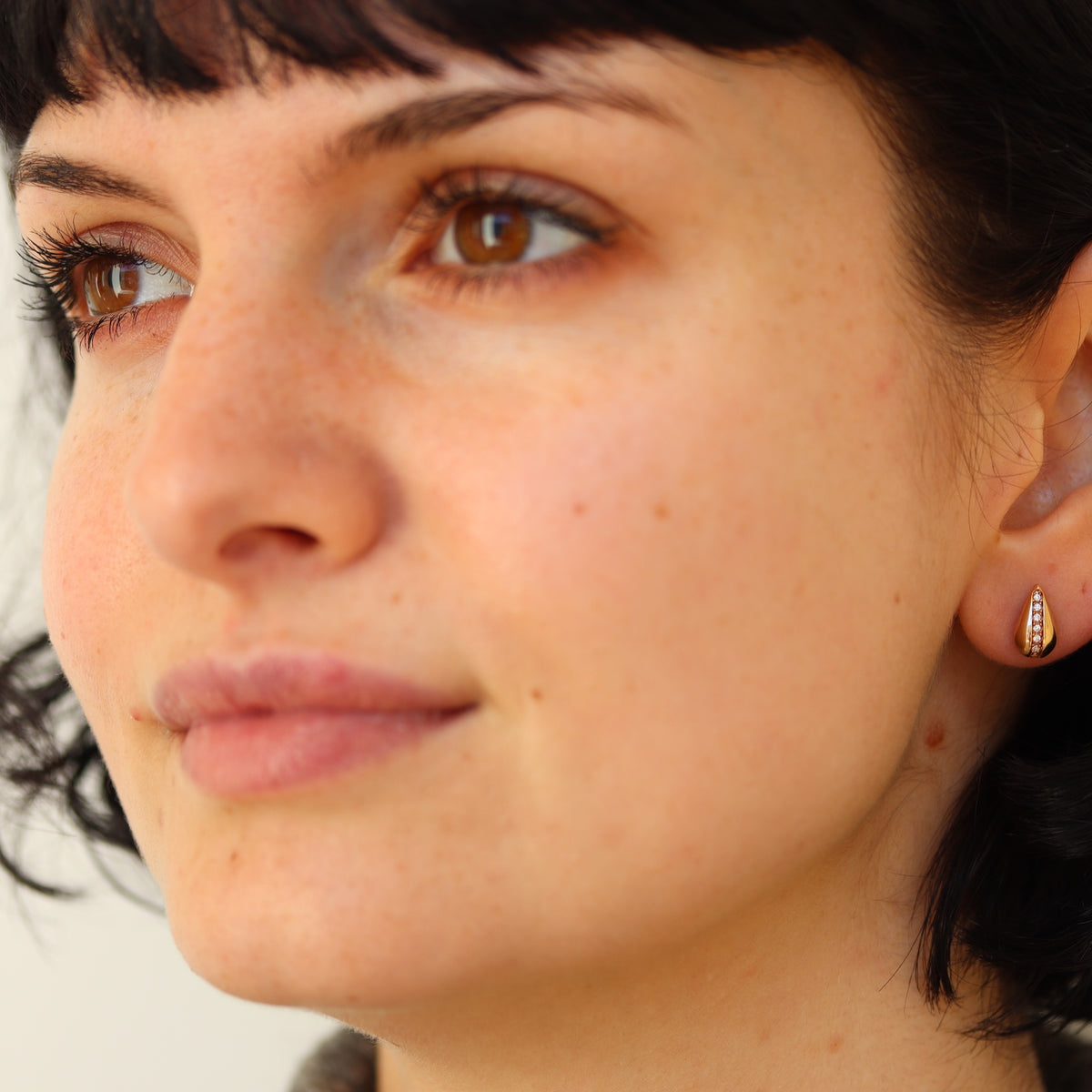 Burren jewellery 18k gold plate stud earrings cubic zirconia snowdrop model