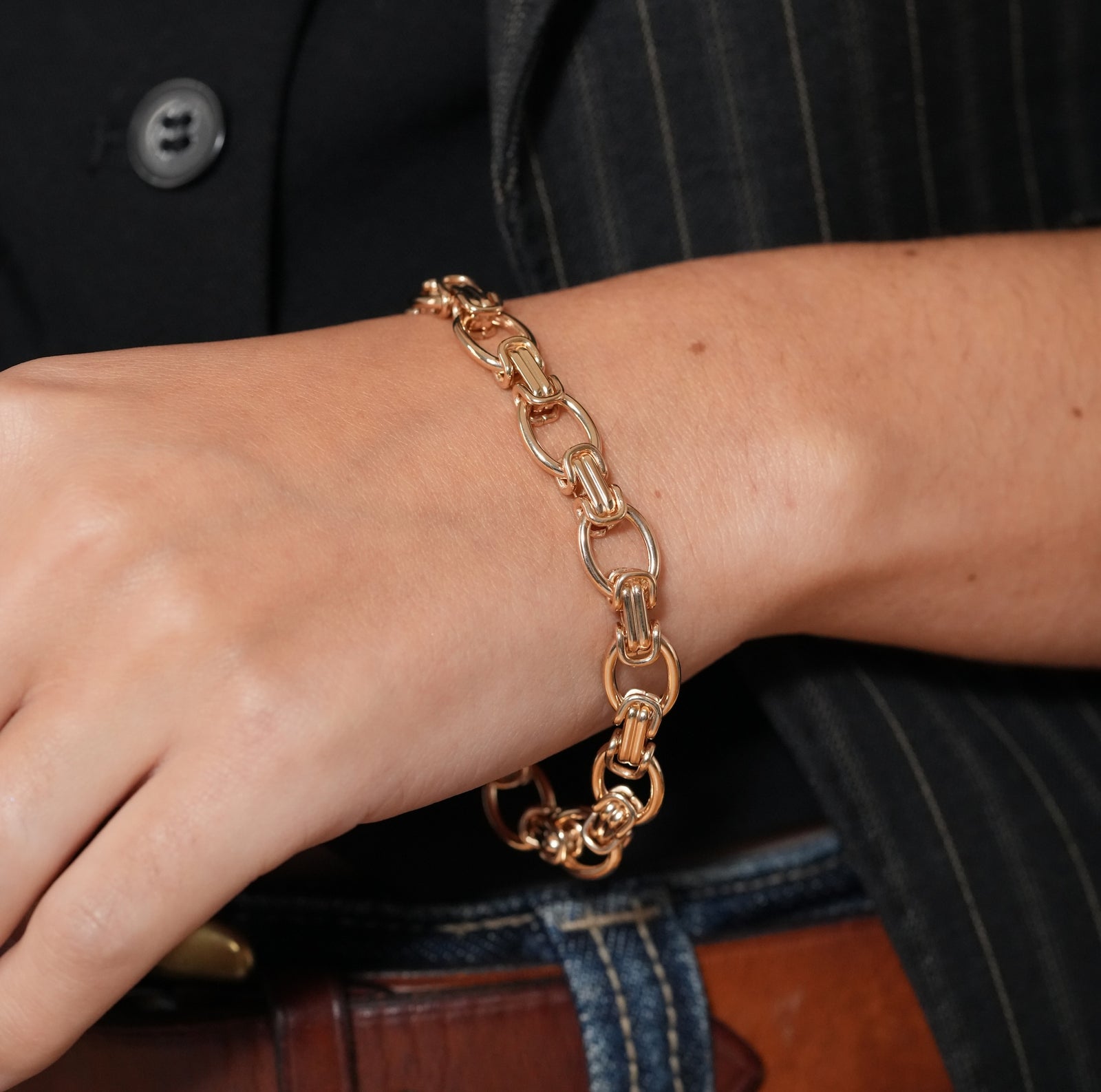 18k plated gold Burren jewellery Bracelet Interlocking