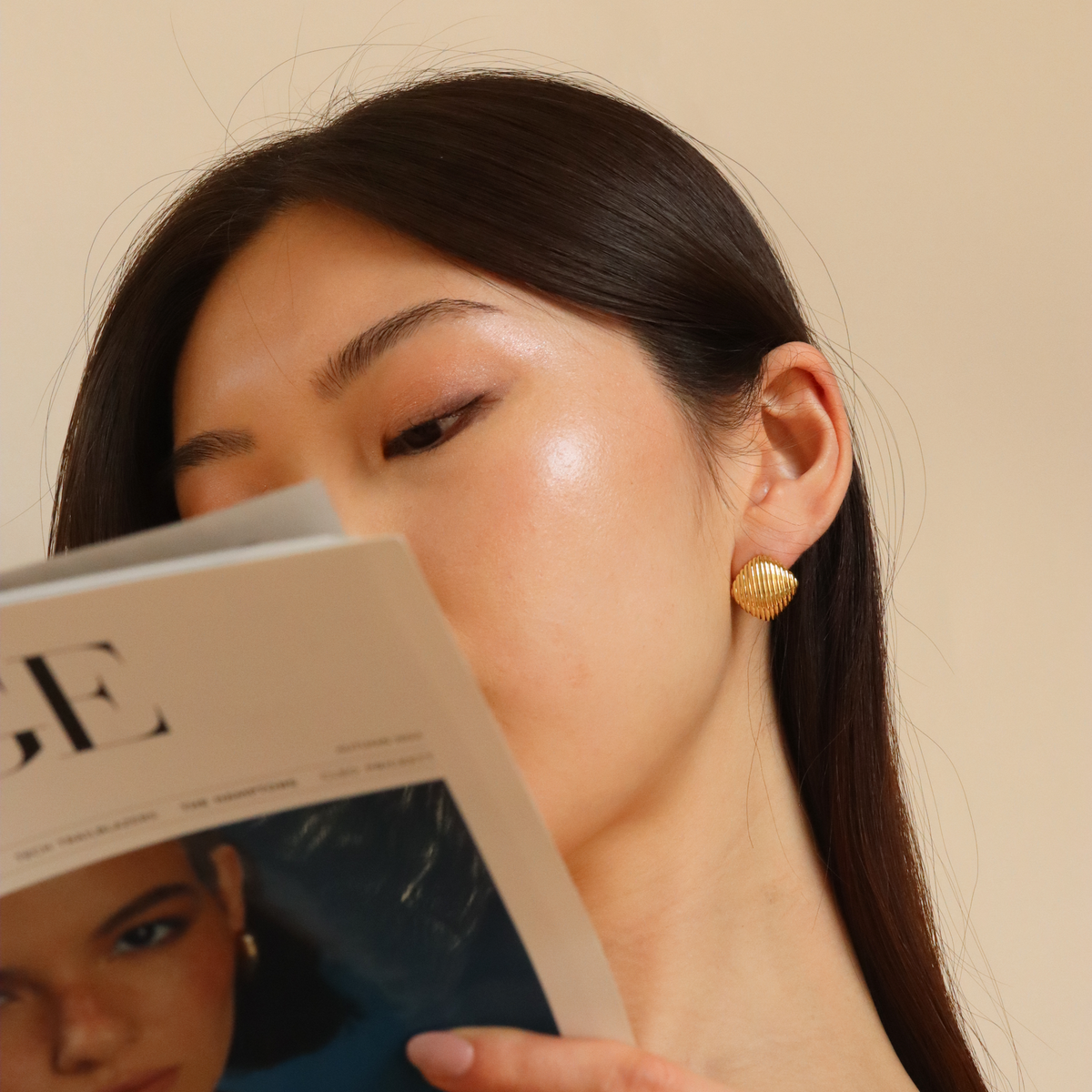 Burren jewellery 18k gold plated Stressed Perfection button dome earring