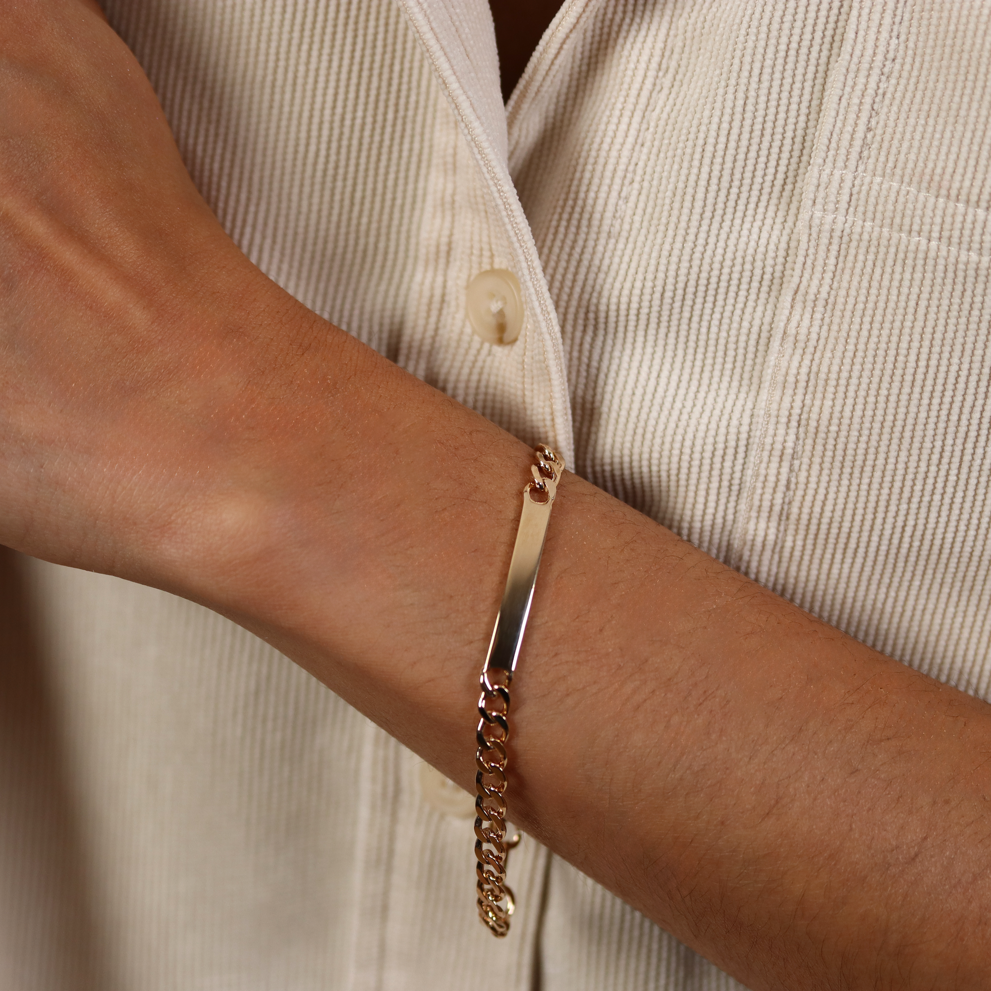 Burren Jewellery 18k gold plated days of my life bracelet close