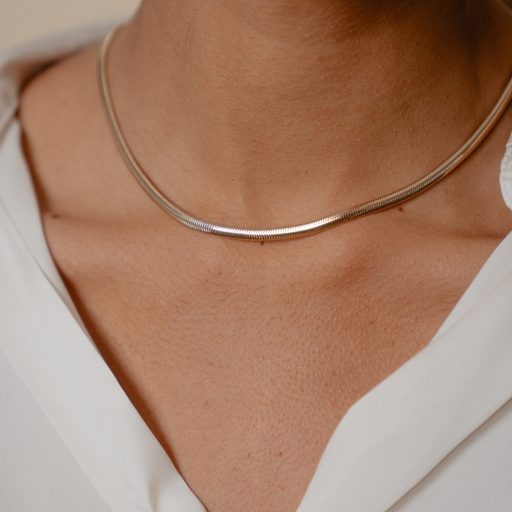Burren jewellery 18k gold plated rebirth chain model