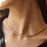 Burren jewellery 18k gold plated rebirth chain on model