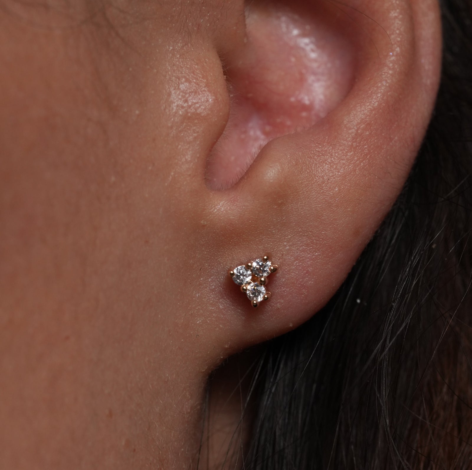 Burren jewellery singular gold stud earring