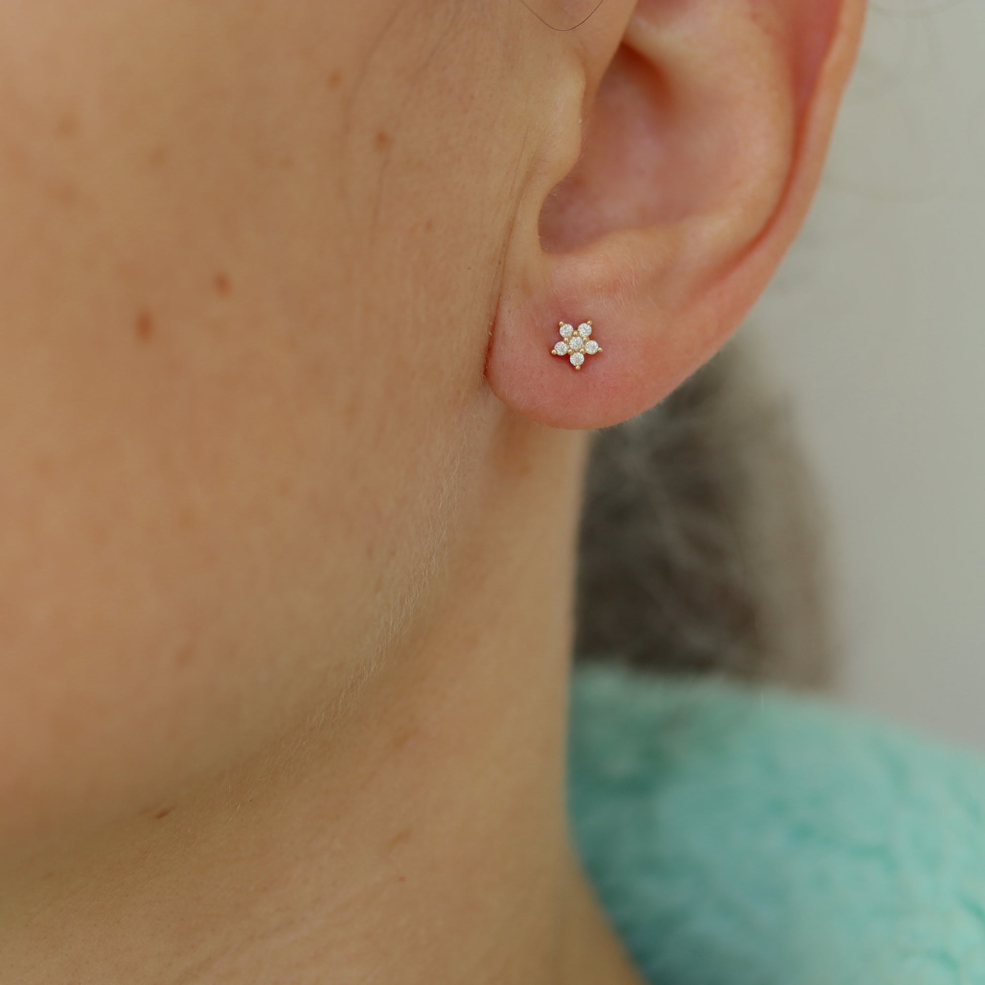 Burren jewellery gold stud earring