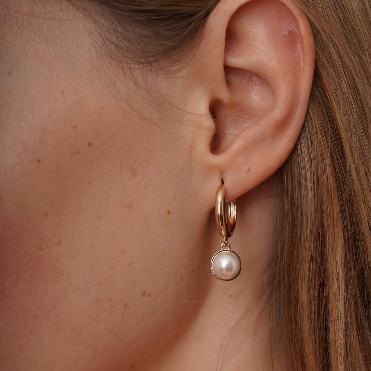 burren jewellery 18k gold plated drop pearl earrings 