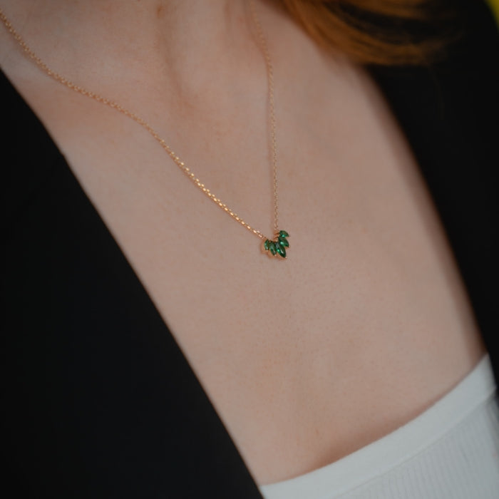 Burren Jewellery 18k gold plate five points to love green necklace model angle