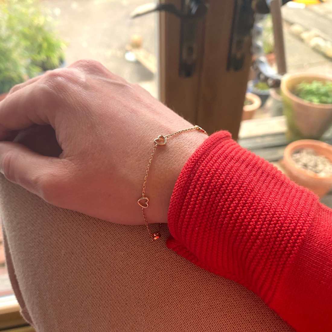Burren Jewellery 18k gold plated kiss me twice bracelet lifestyle