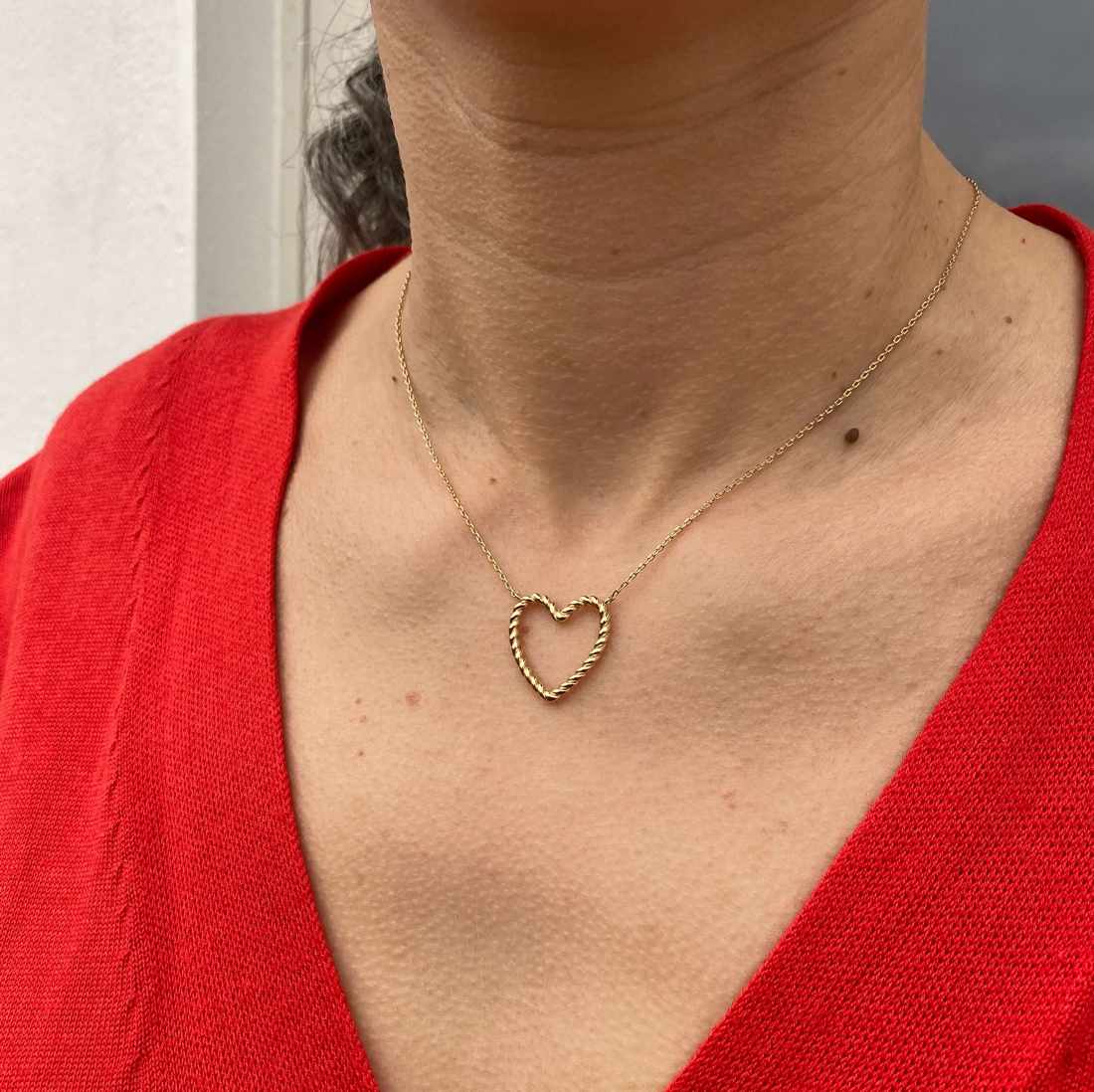 Burren Jewellery 18k gold plated ropped into love necklace